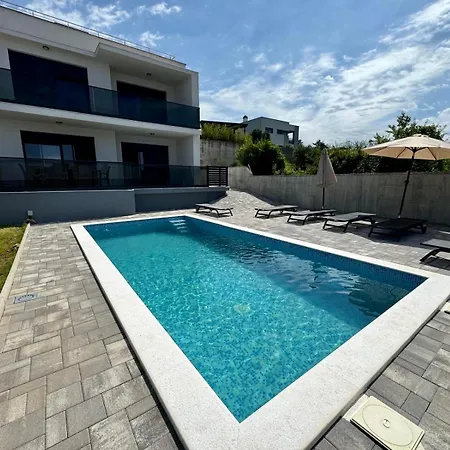 Heavenly Beauty Vila